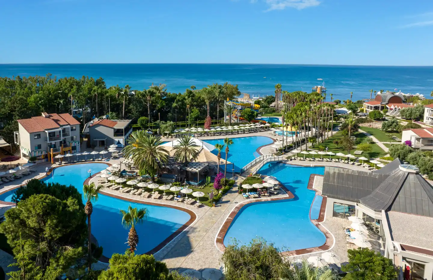 Arum Barut Collection Pool