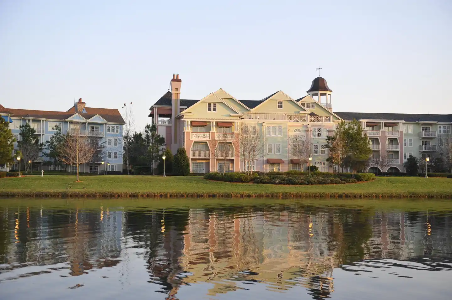 Disney's Saratoga Springs Resort & Spa Aussenansicht