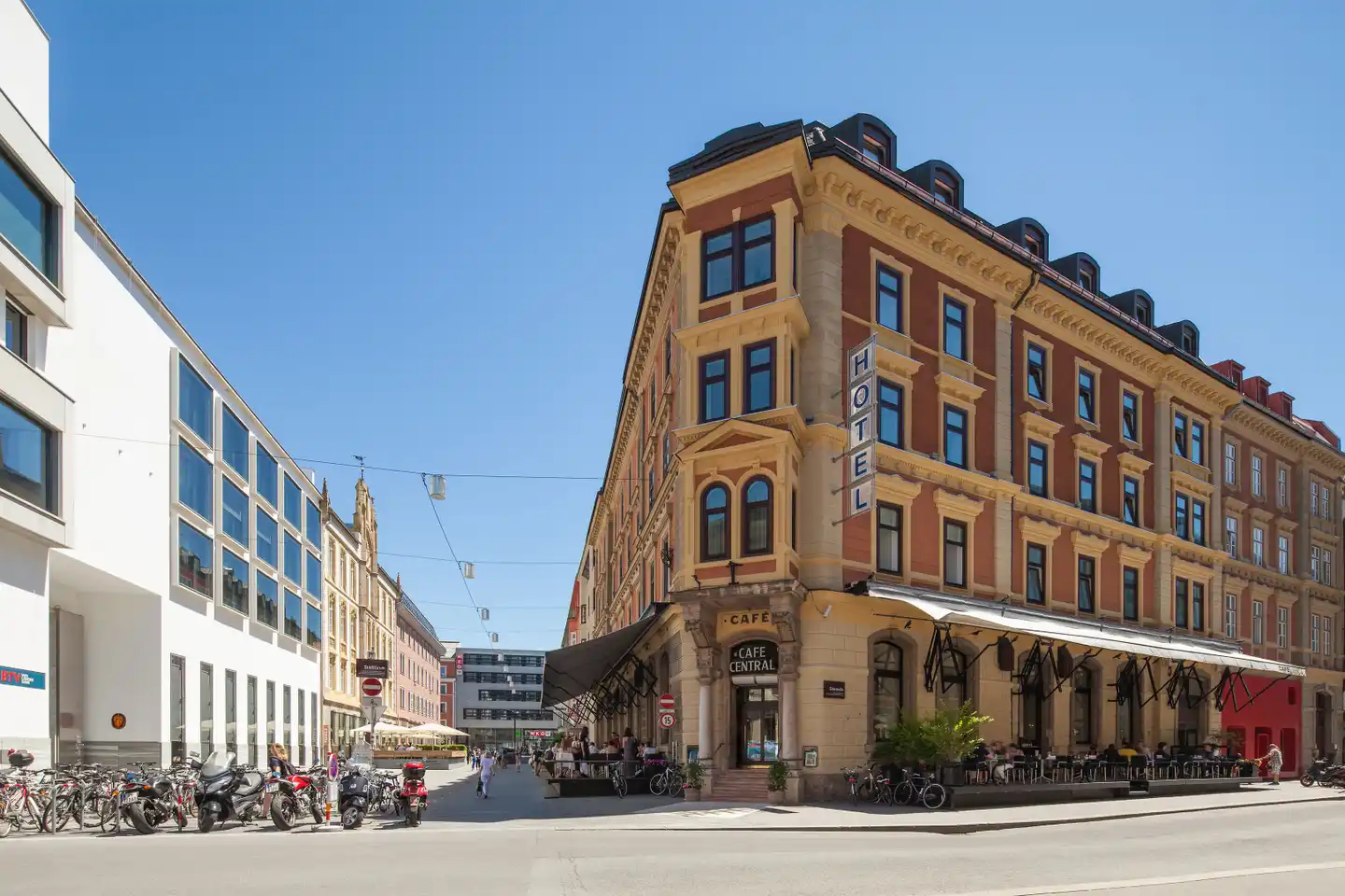 Central Aussenansicht
