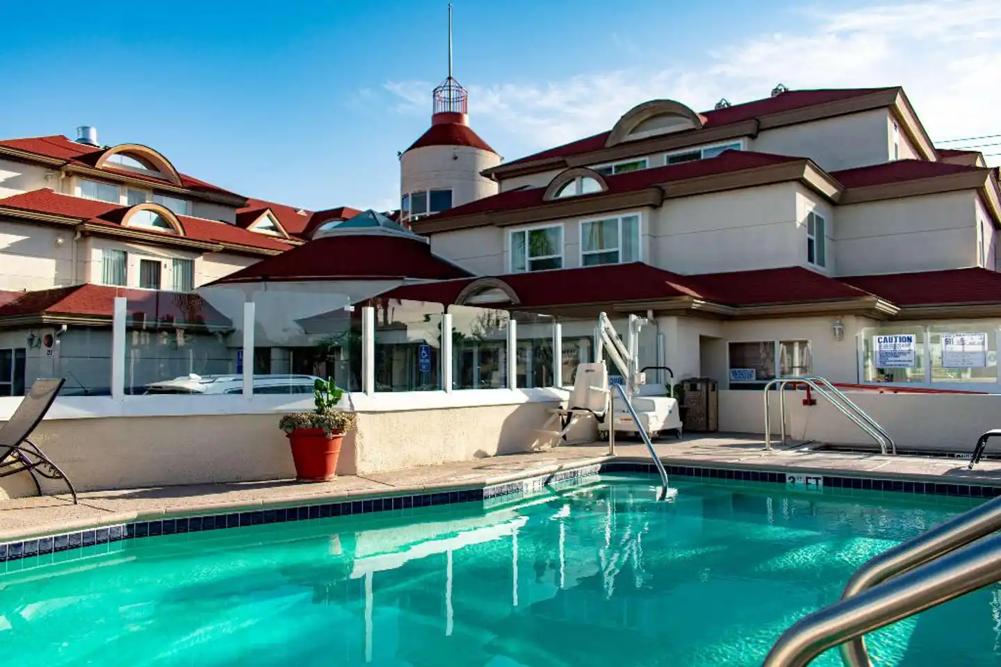 Best Western Plus Suites Hotel Coronado Island Pool