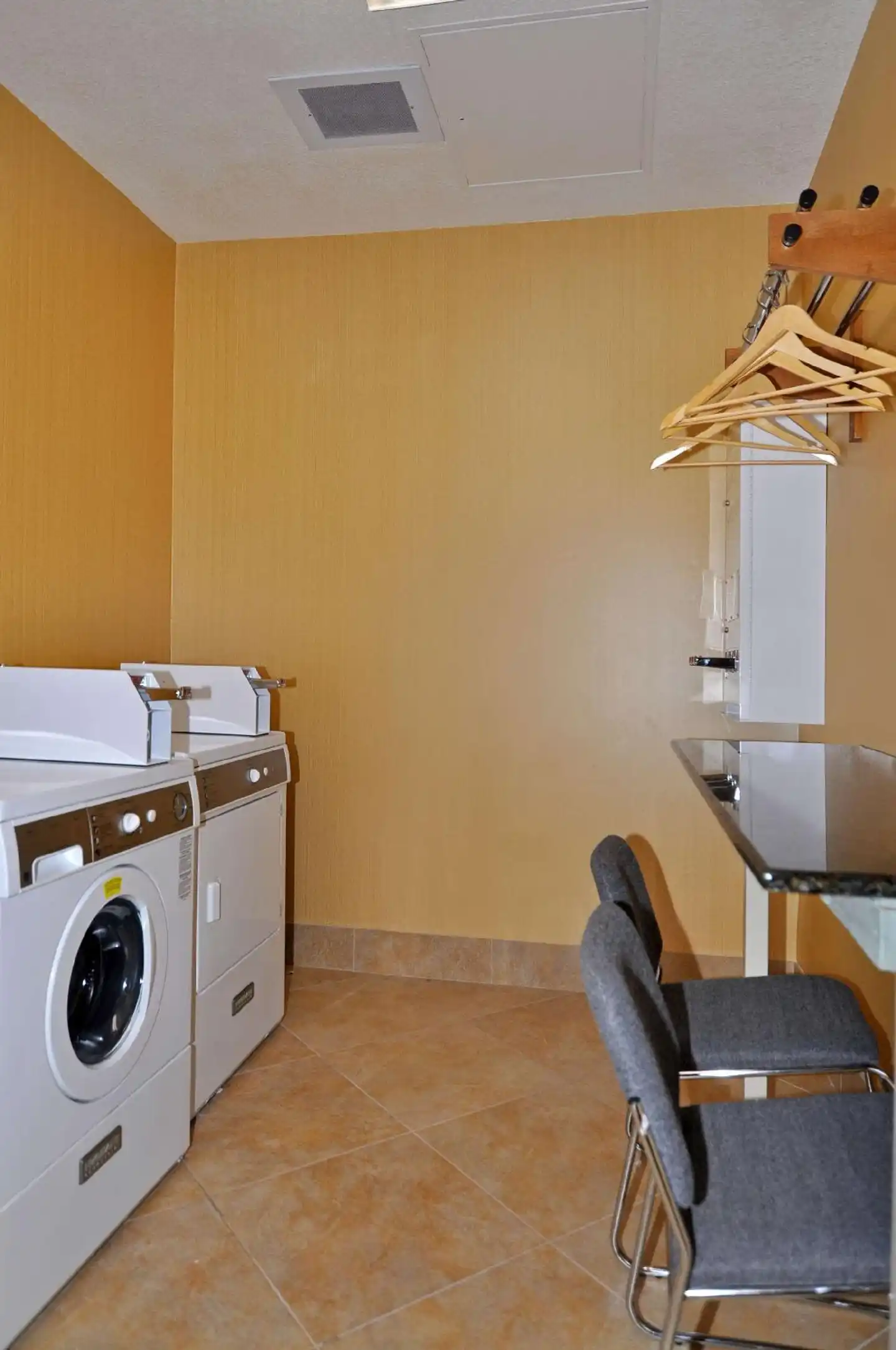 Best Western PLUS Fresno Inn Badezimmer