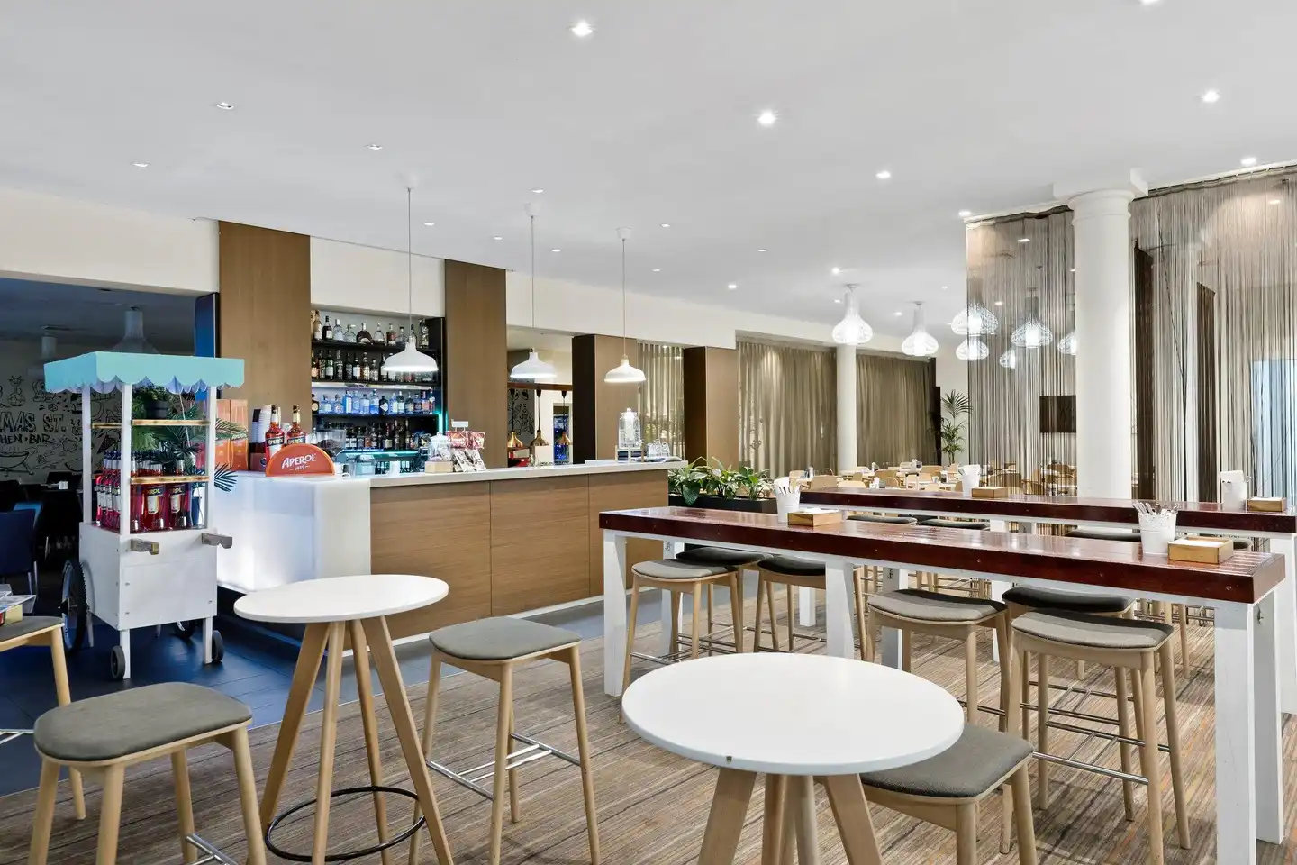 Novotel Sydney Central Bar