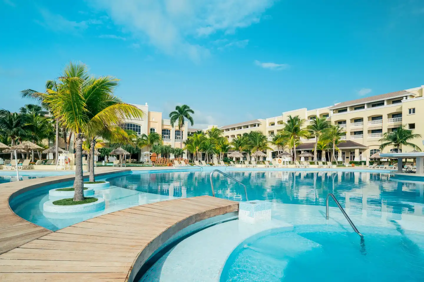 Iberostar Waves Rose Hall Beach Pool