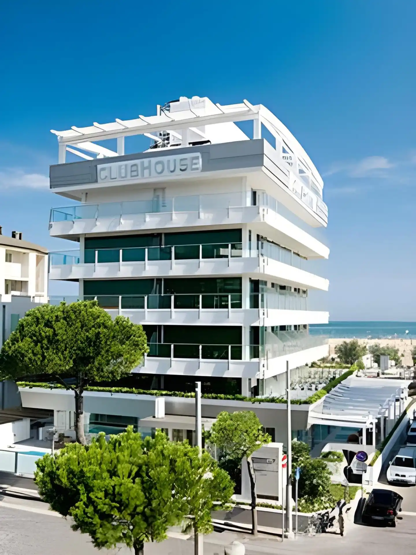 Club House Hotel Aussenansicht