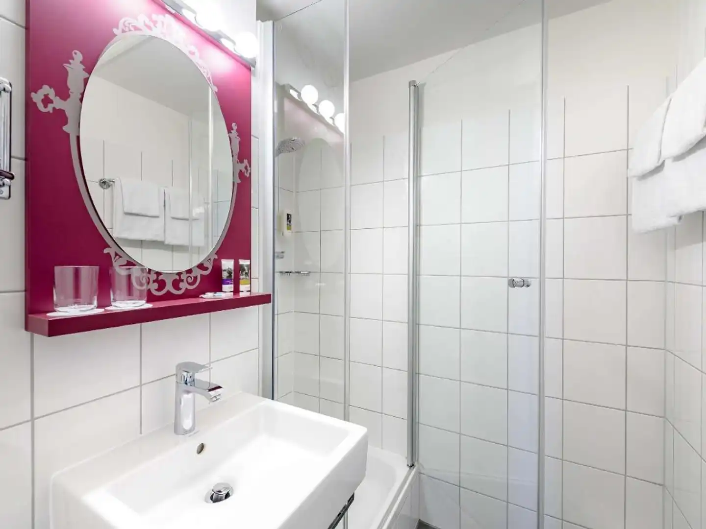 Mercure Munich Olympiapark Badezimmer