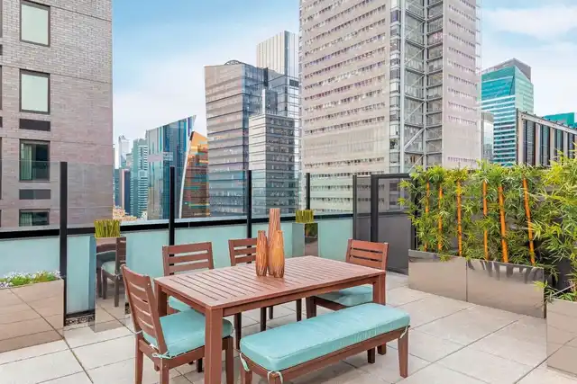 Element New York Times Square West Terrasse