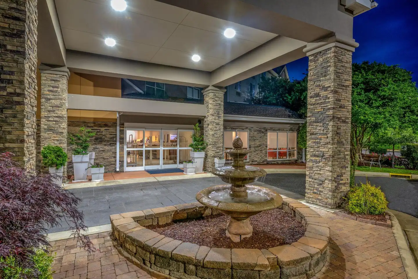 Holiday Inn Express Chapel Hill Lobby