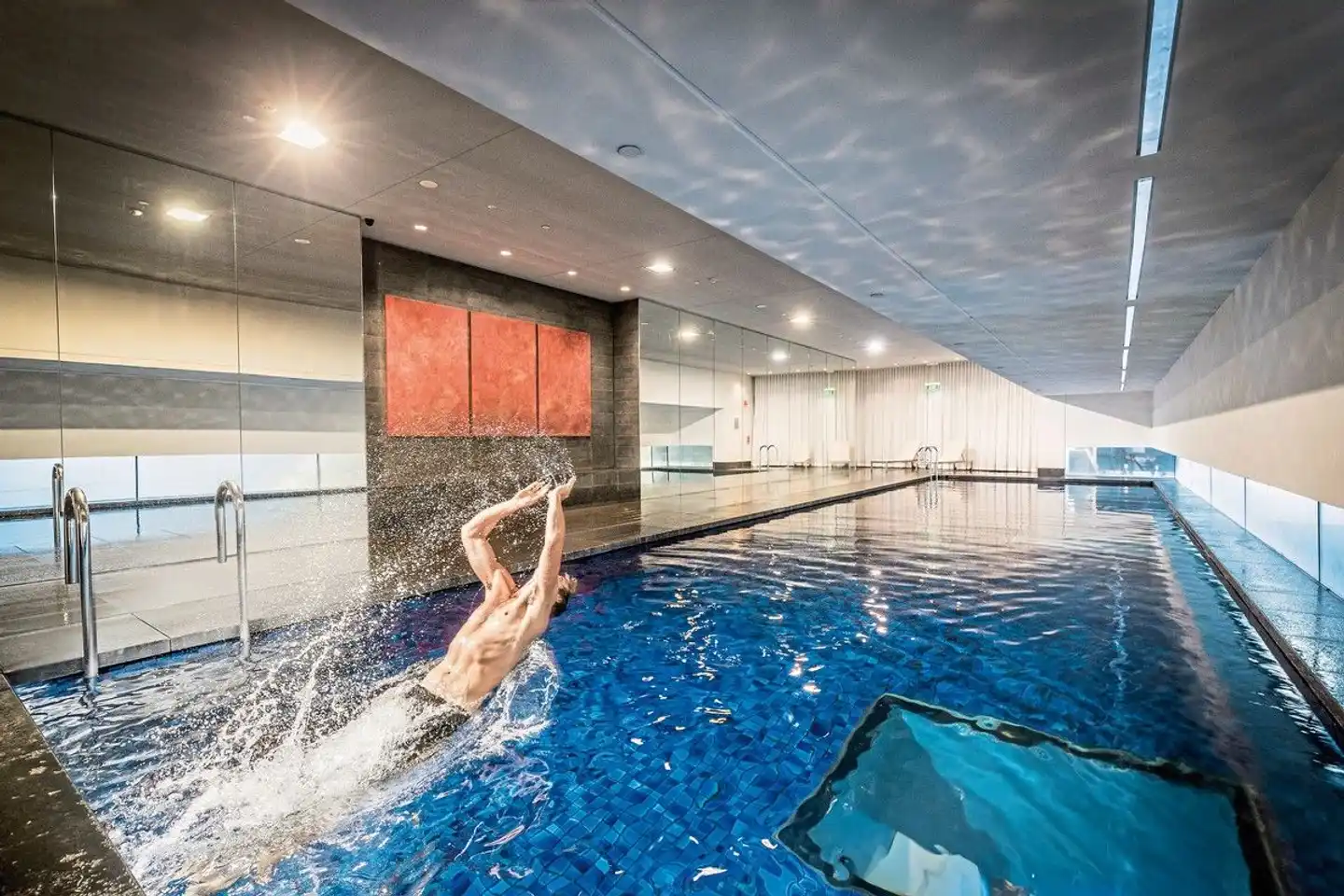 Fraser Suites Hallenbad