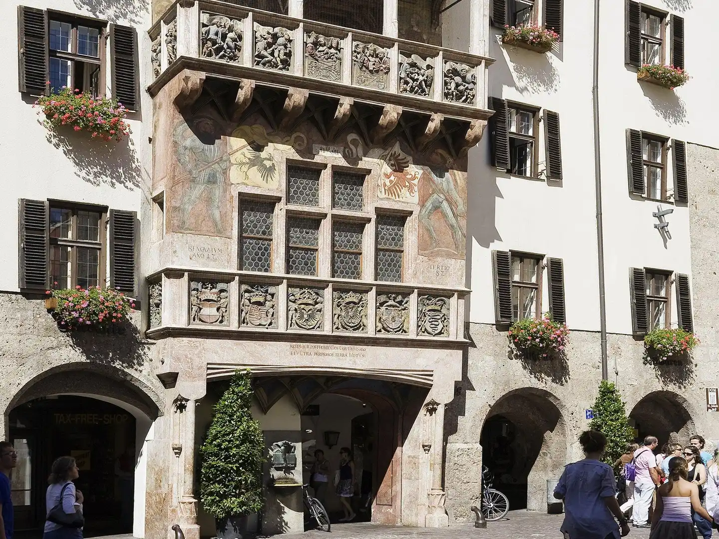 ibis Innsbruck Aussenansicht