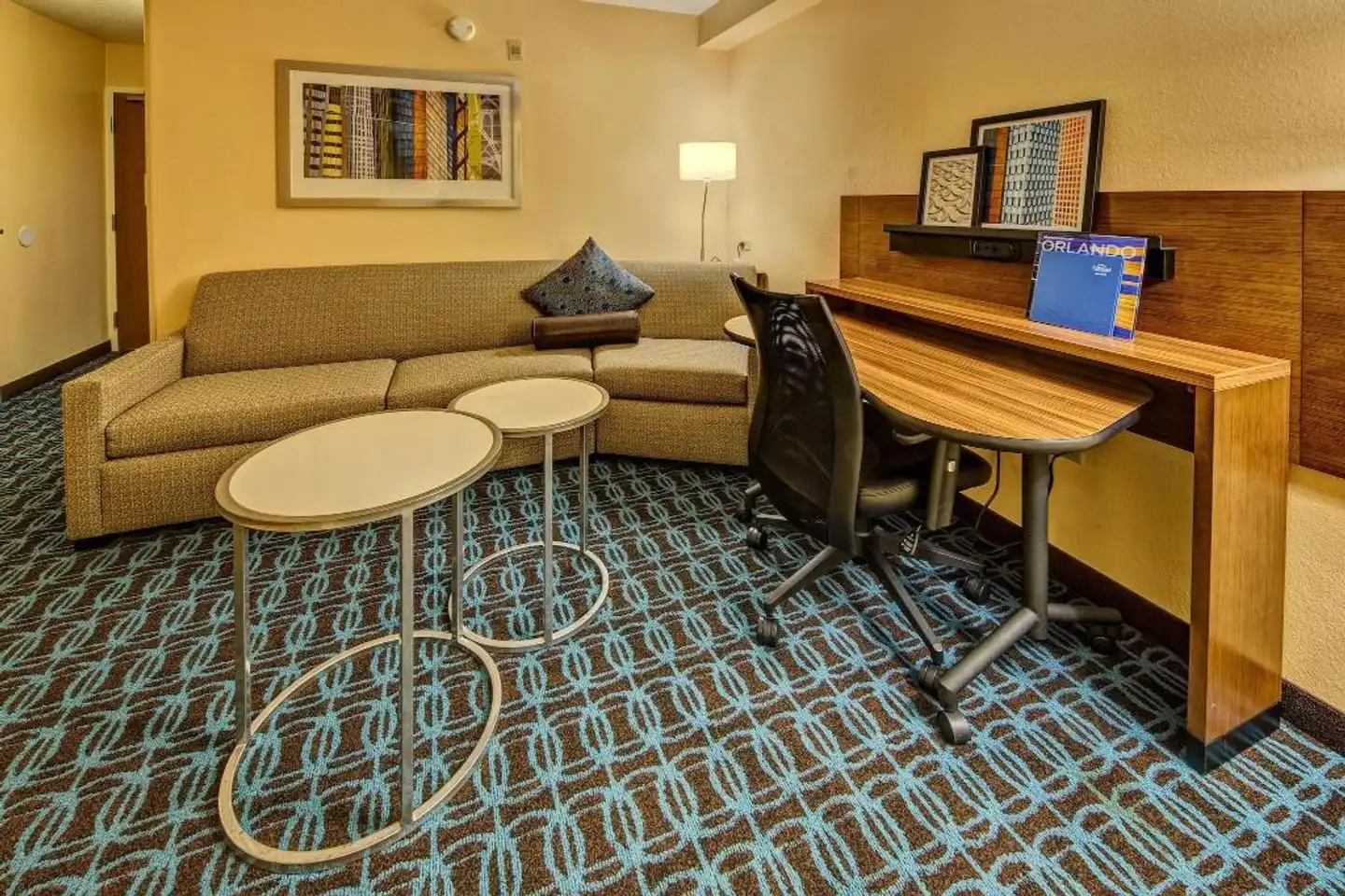 Fairfield Inn & Suites by Marriott Orlando Near Universal Orlando Resort Lobby
