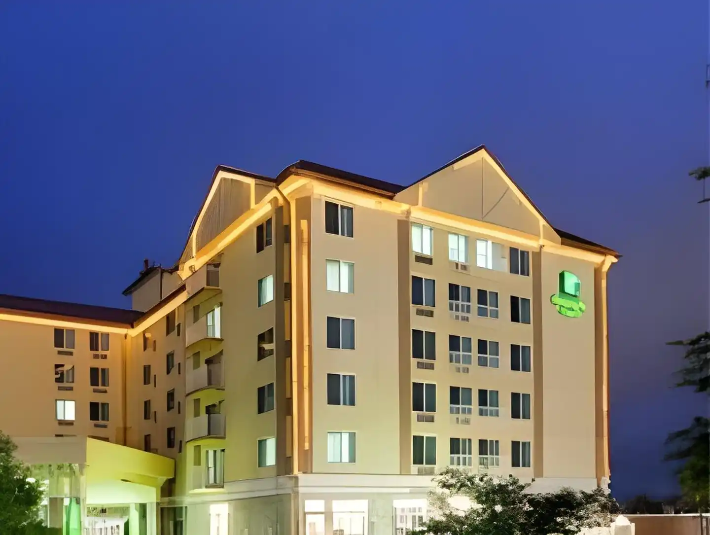 Holiday Inn & Suites Asheville Downtown Aussenansicht