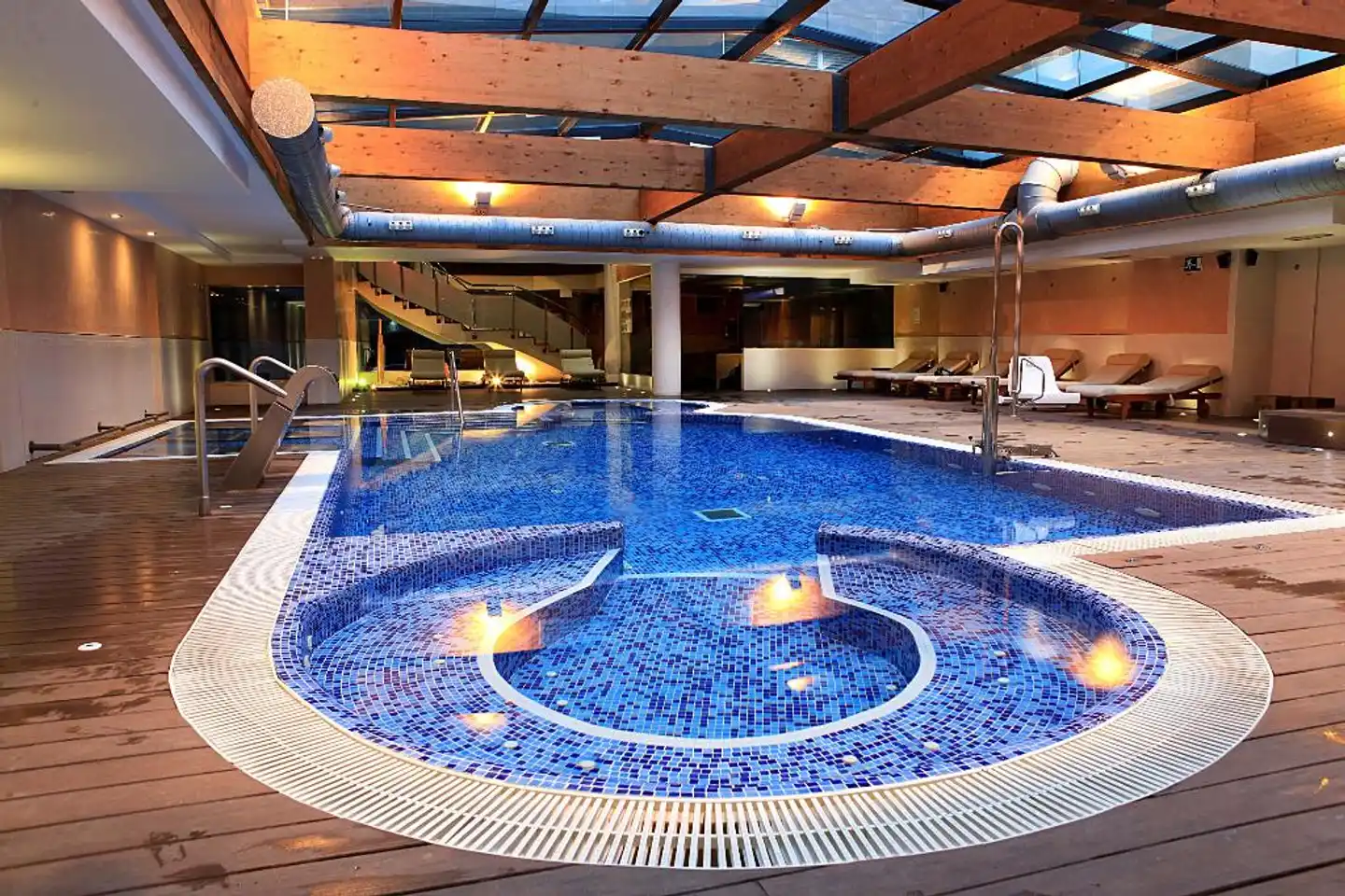 Hotel & Spa Villa Olimpic@ Suites Hallenbad