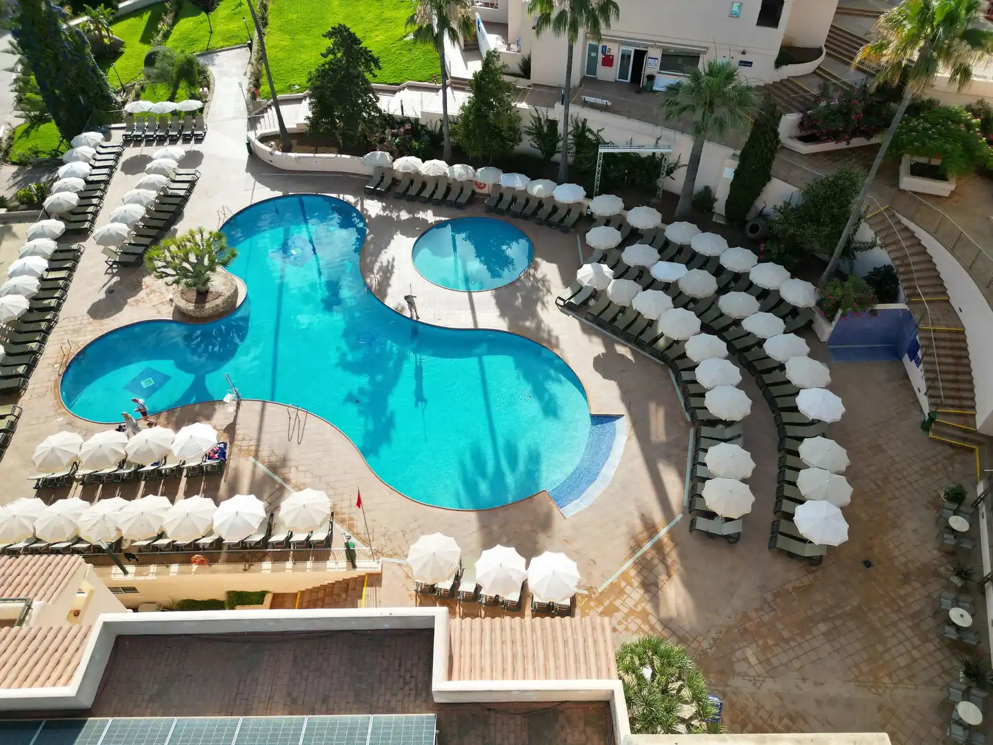 Invisa Cala Blanca POOL