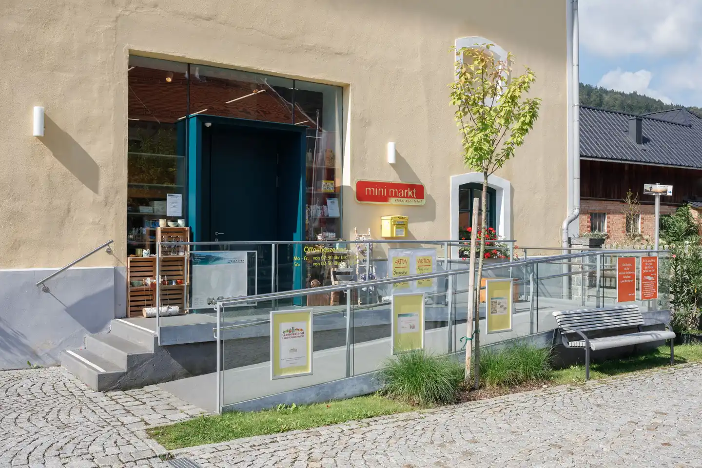 Wesenufer - Hotel & Seminarkultur an der Donau Lobby
