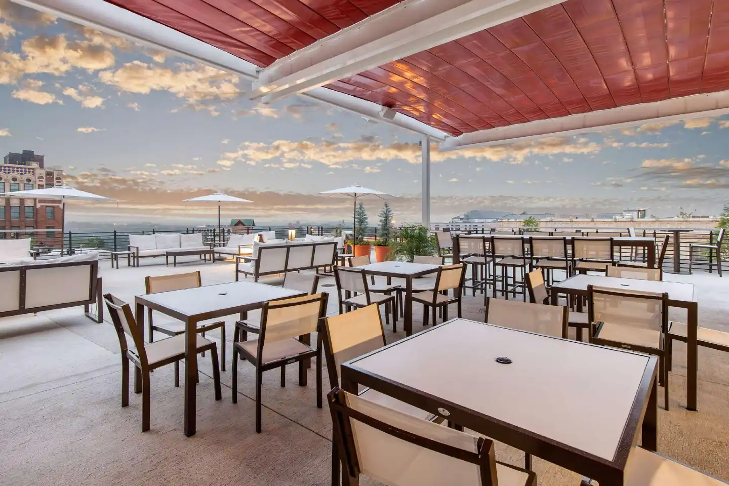 Cambria Hotel & Suites - Downtown Asheville Restaurant