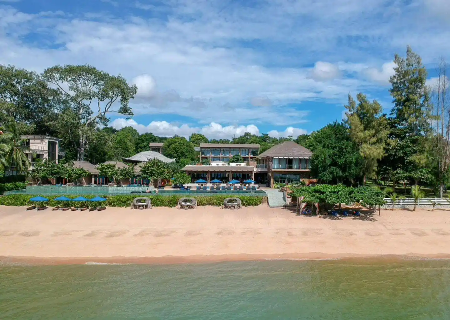 U Pattaya Hotel Aussenansicht