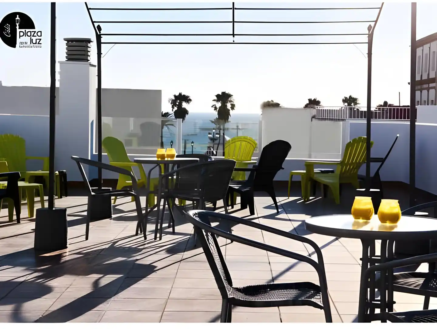 Apartamentos Plaza de la Luz Cádiz Terrasse