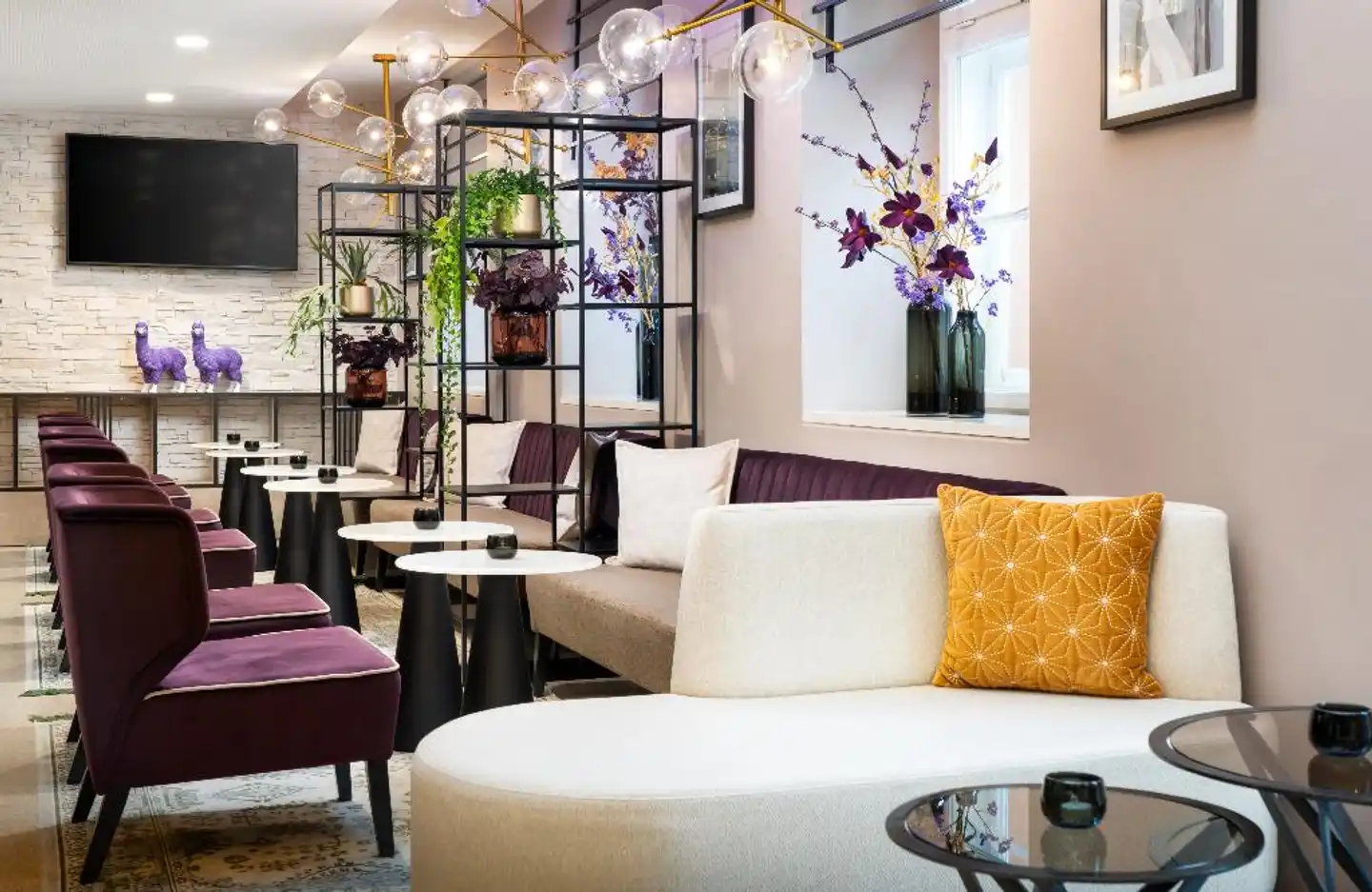 Leonardo Boutique Hotel Linz City Center Lobby