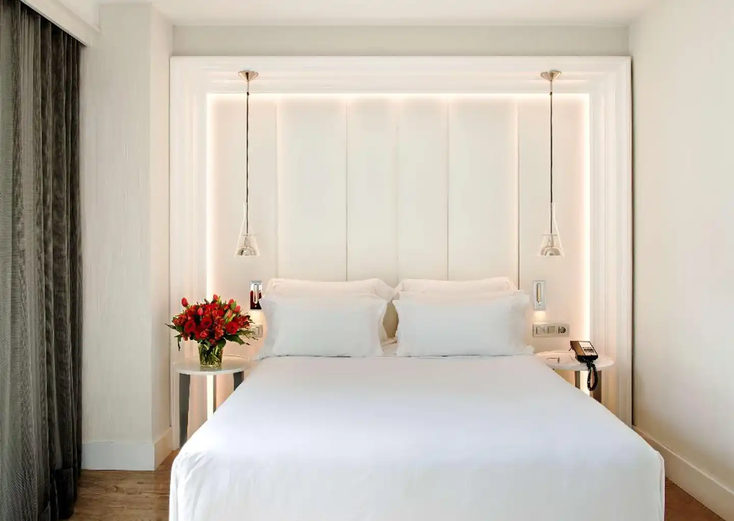 NH Collection Barcelona Gran Hotel Calderón Wohnbeispiel