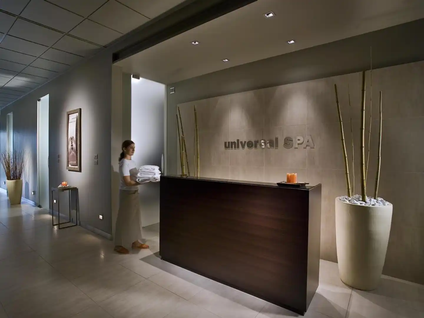 Universal Terme Lobby