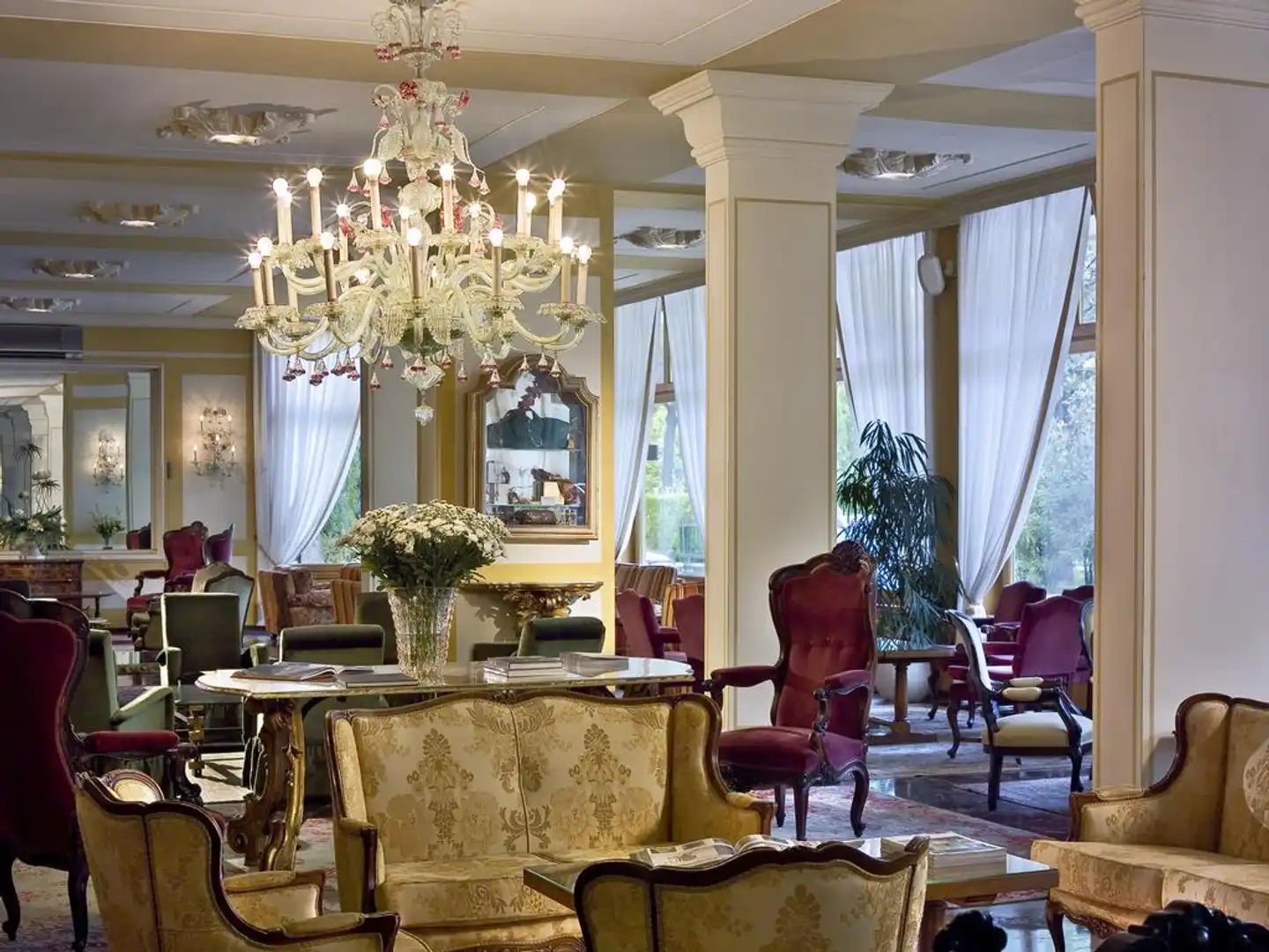 Universal Terme Lobby