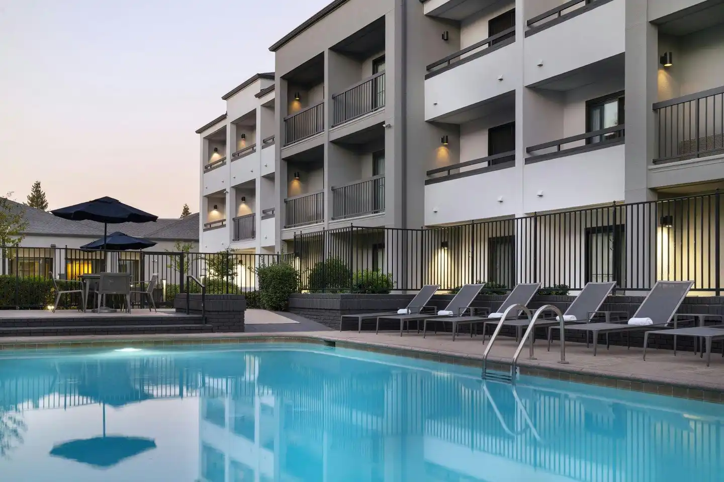Courtyard by Marriott Bakersfield Aussenansicht