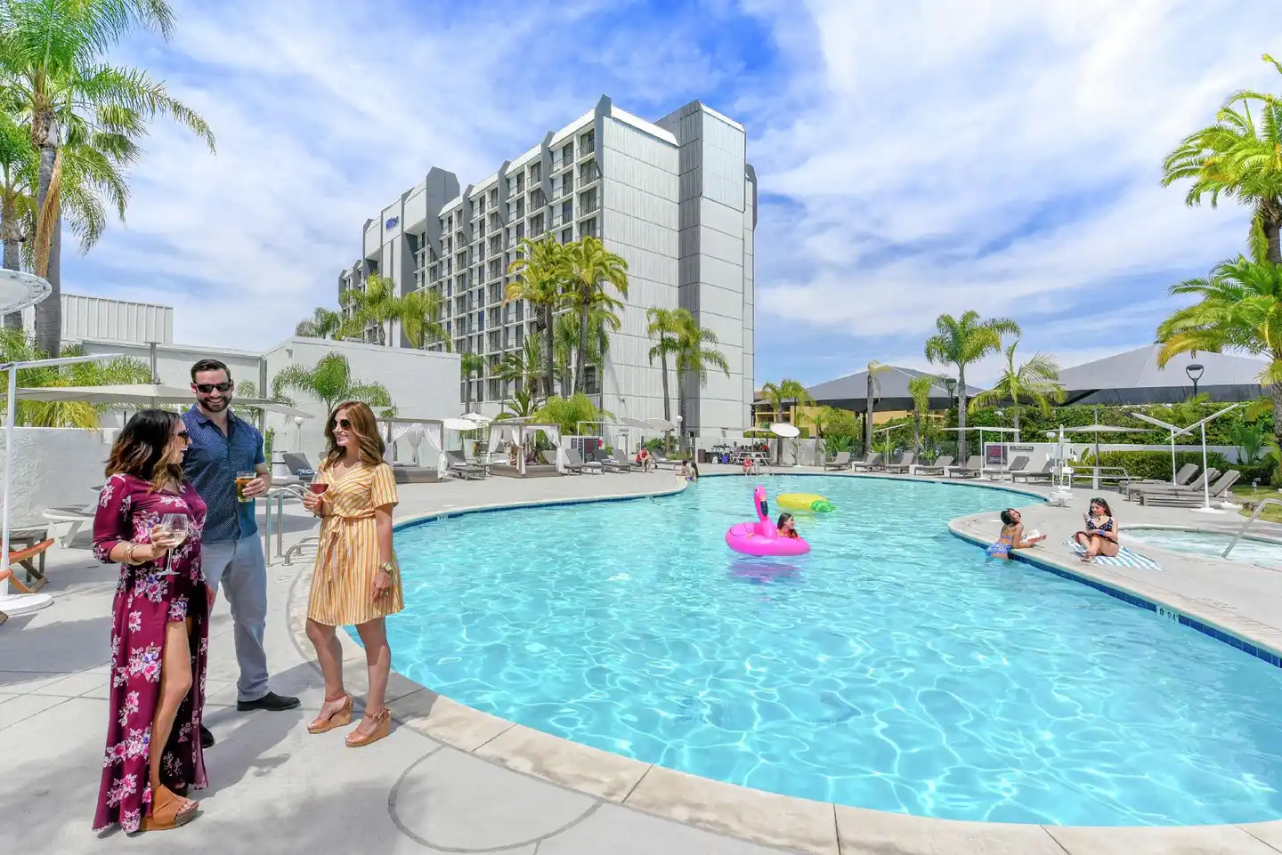 Hilton Irvine/Orange County Airport Pool