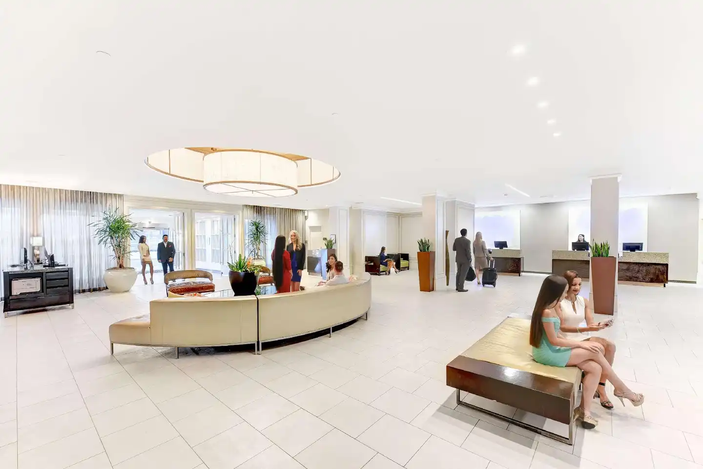 Hilton Irvine/Orange County Airport Lobby