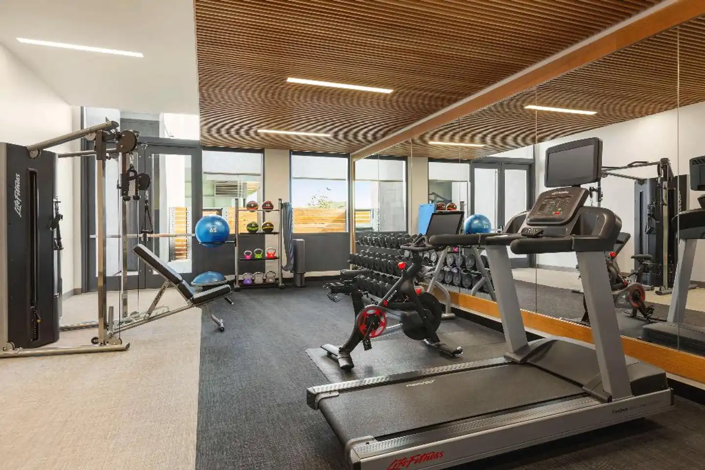 Hampton Inn & Suites San Mateo-San Francisco Airport Sport und Entertainment