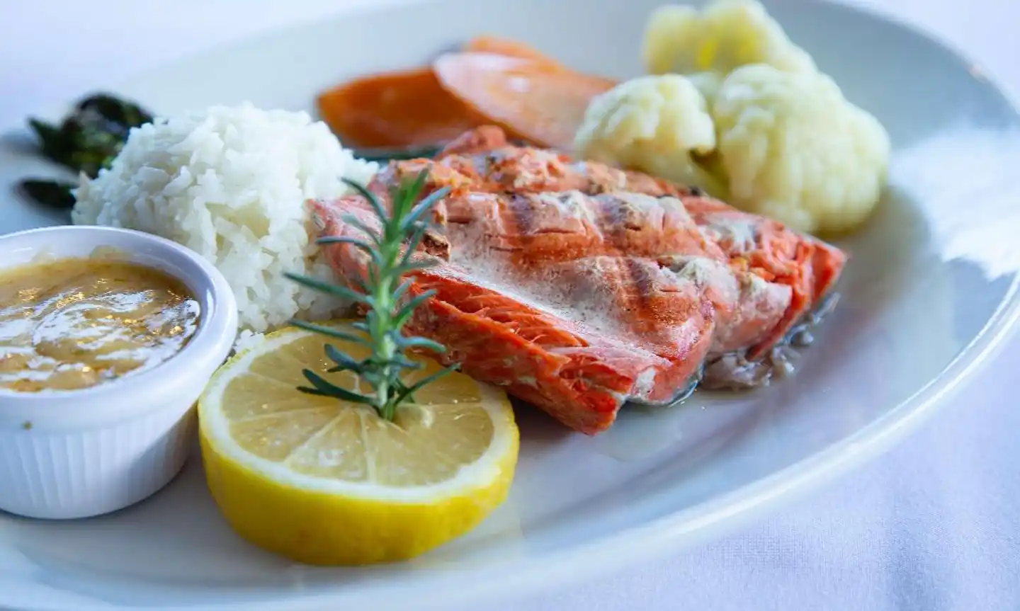 Coast Burbank Hotel Restaurant
