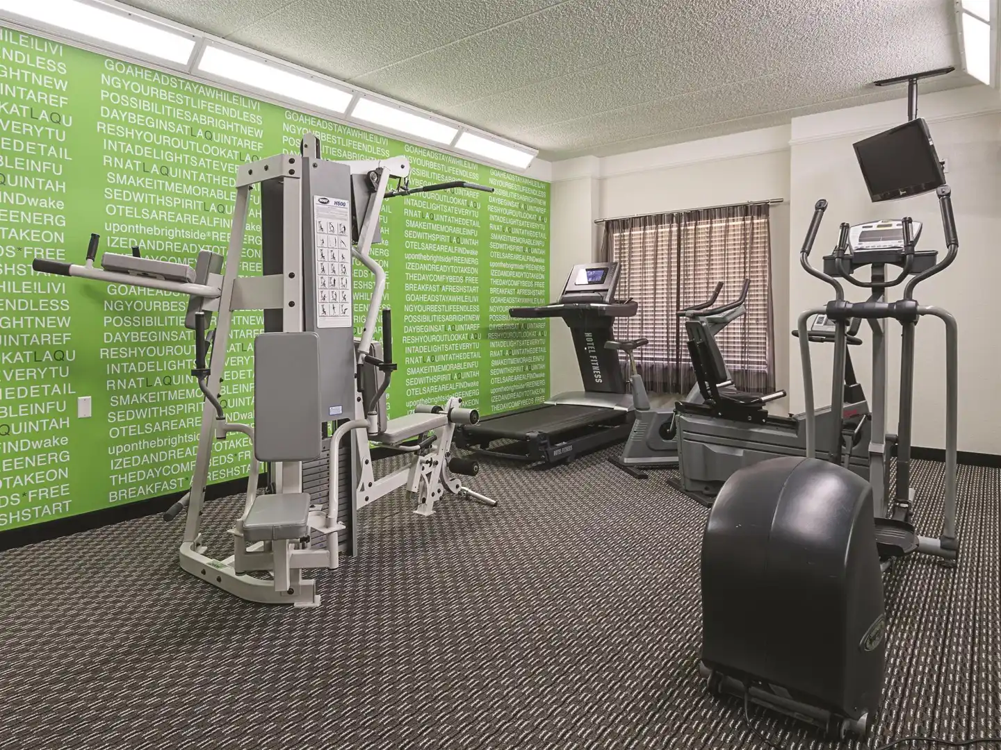 La Quinta Inn & Suites Ontario Airport Sport und Entertainment