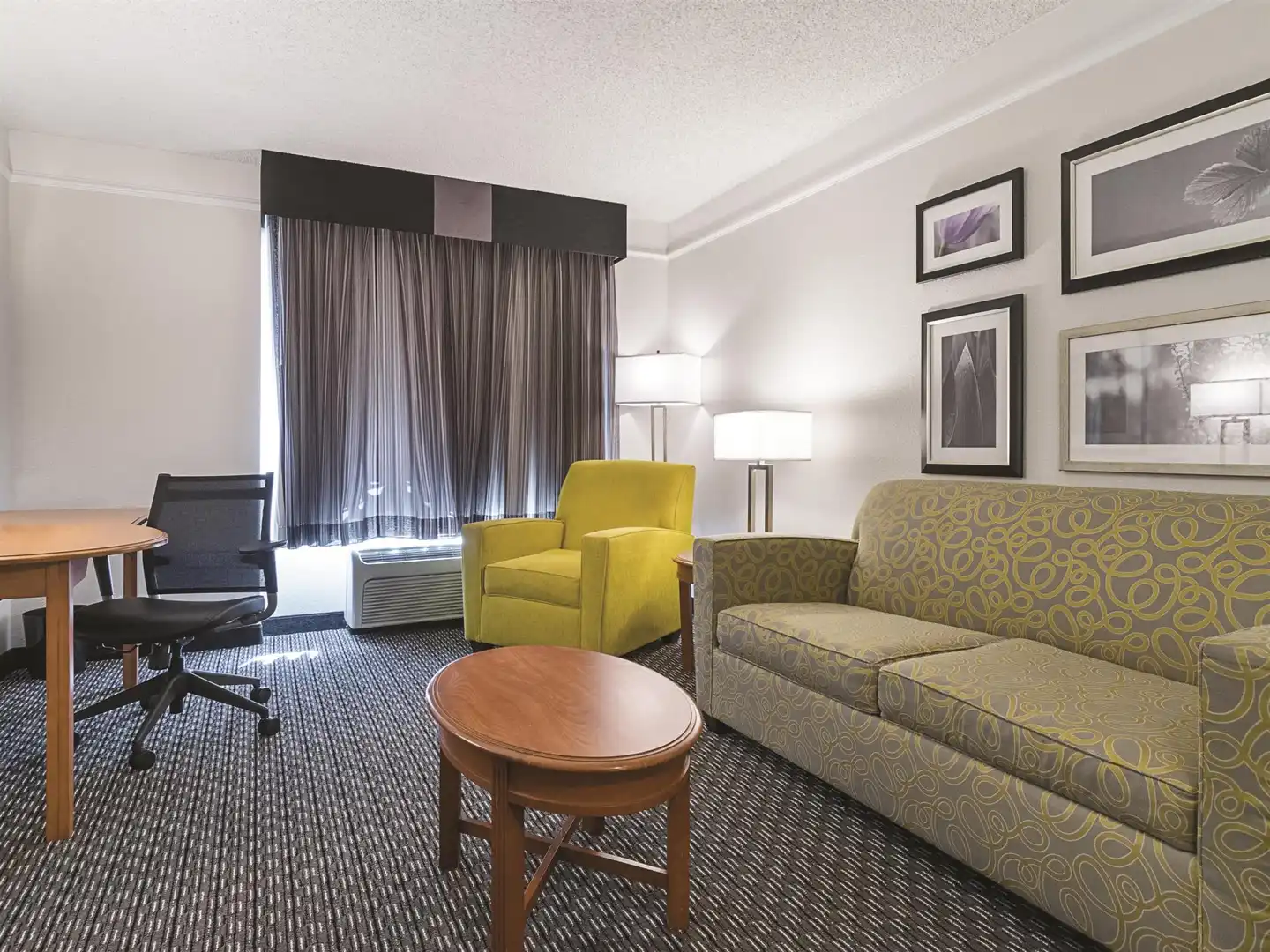 La Quinta Inn & Suites Ontario Airport Wohnbeispiel