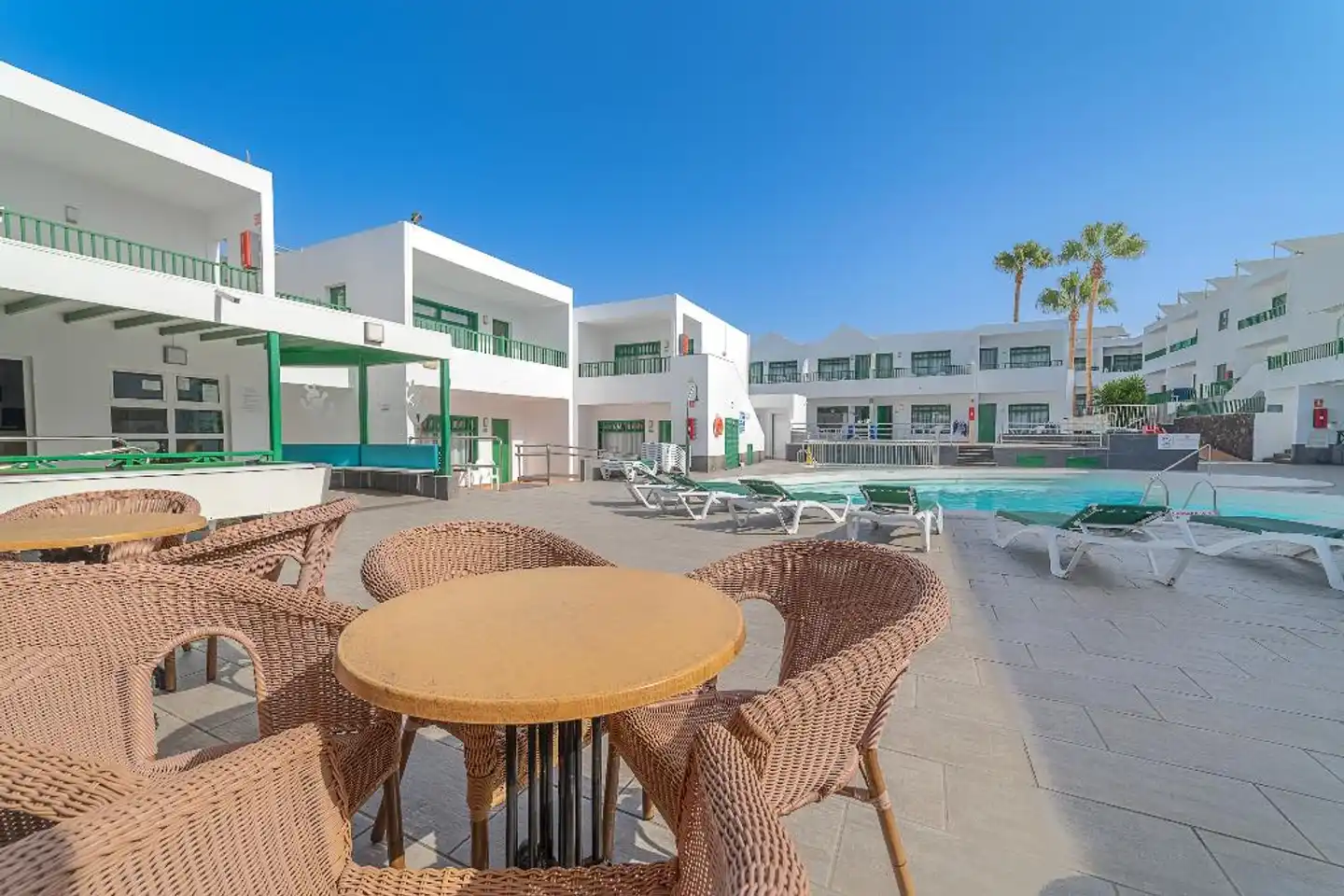 Apartamentos Elena Terrasse
