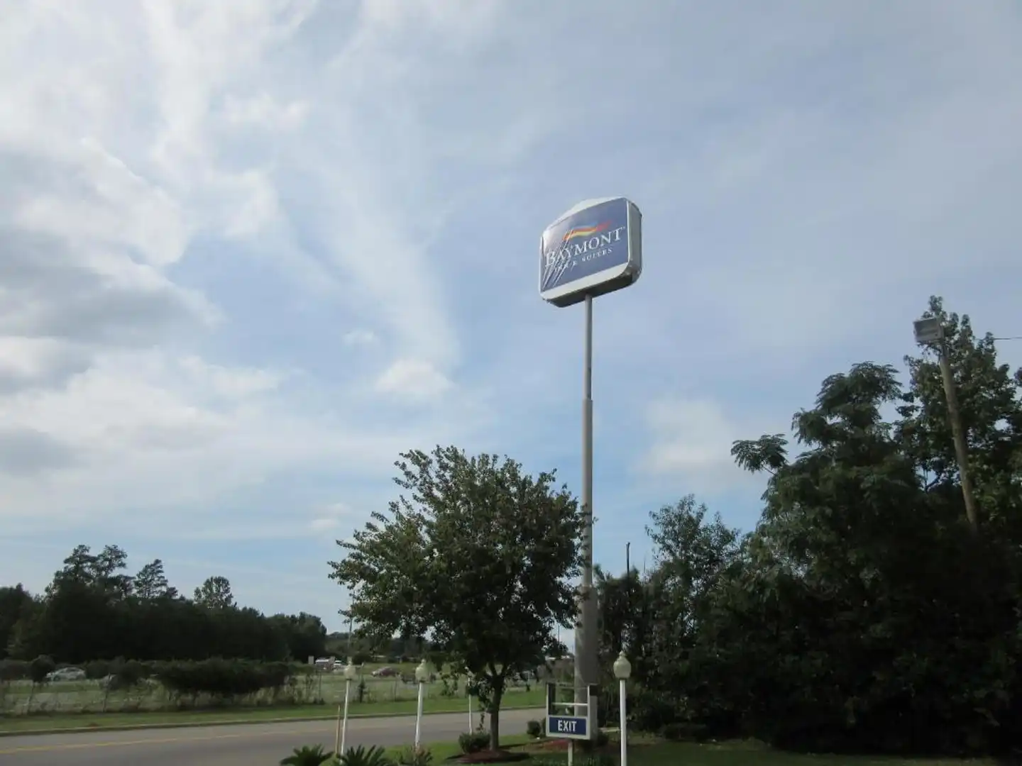 Baymont by Wyndham Columbia Fort Jackson Sport und Entertainment