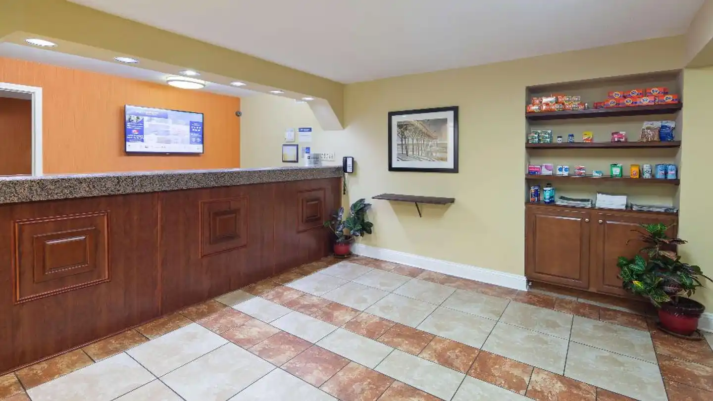 Best Western Ocean Sands Beach Resort Lobby
