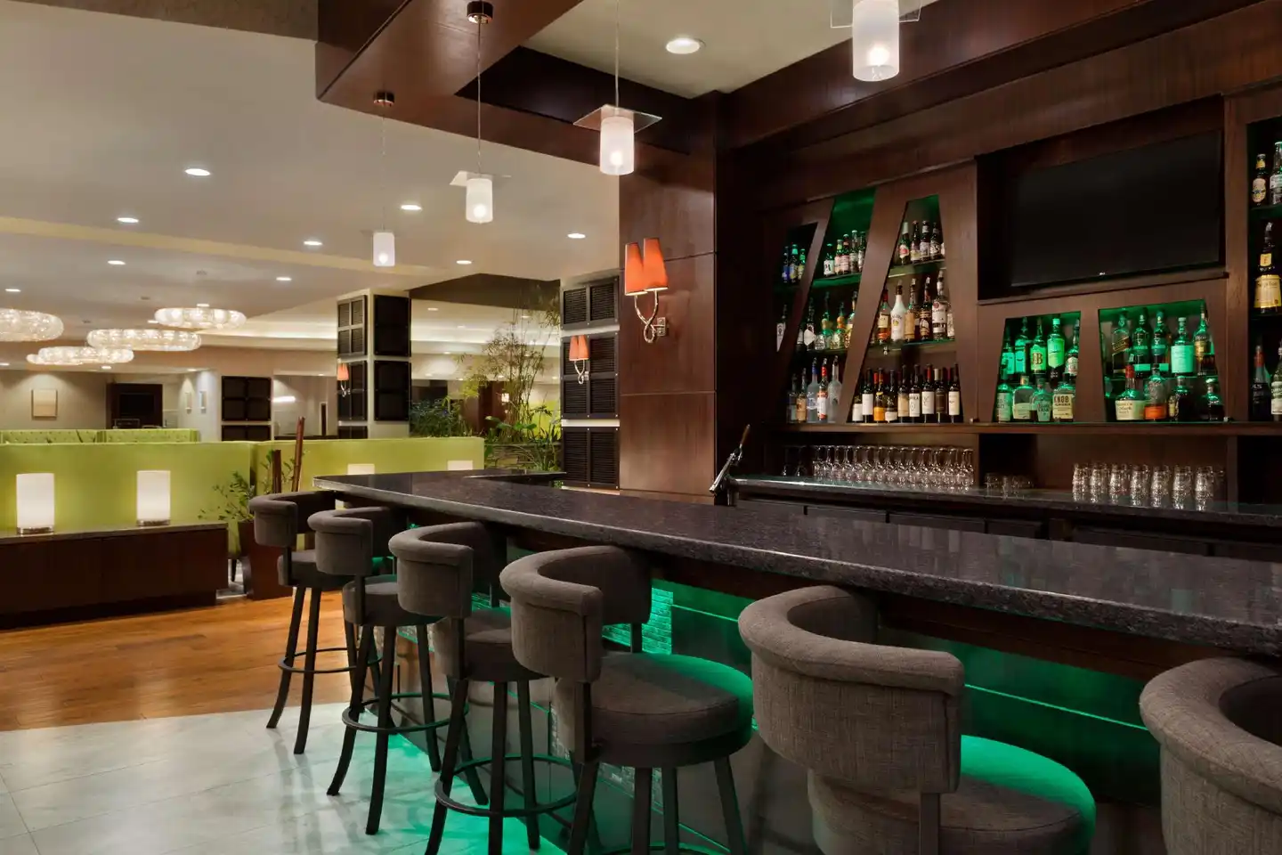 Embassy Suites by Hilton Los Angeles Glendale Bar