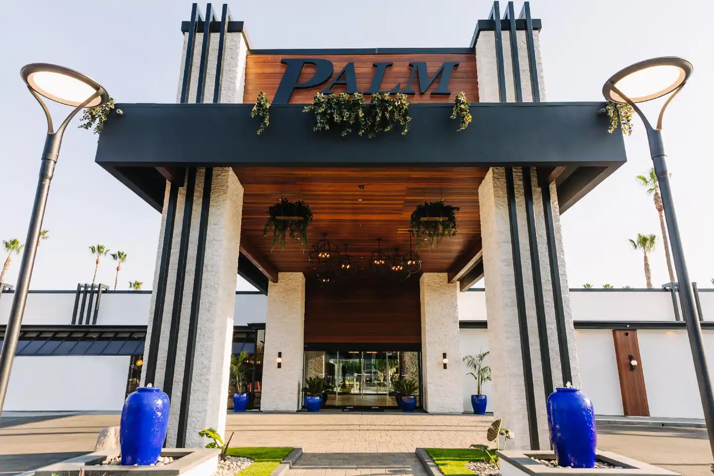 Palm Garden Hotel Aussenansicht