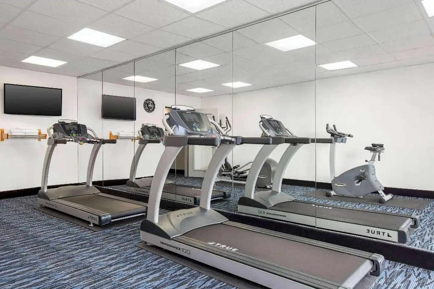 Ramada Marina Sport und Entertainment