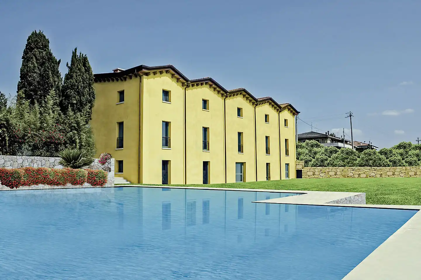 The Ziba Hotel & Spa Pool