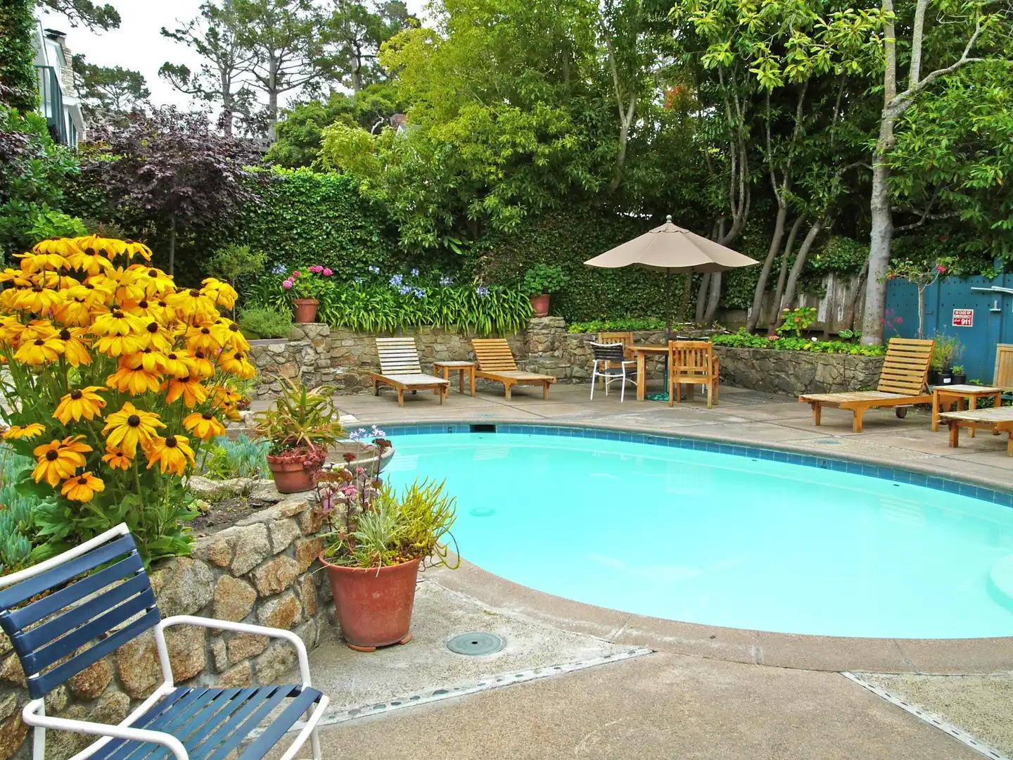 Normandy Inn Pool