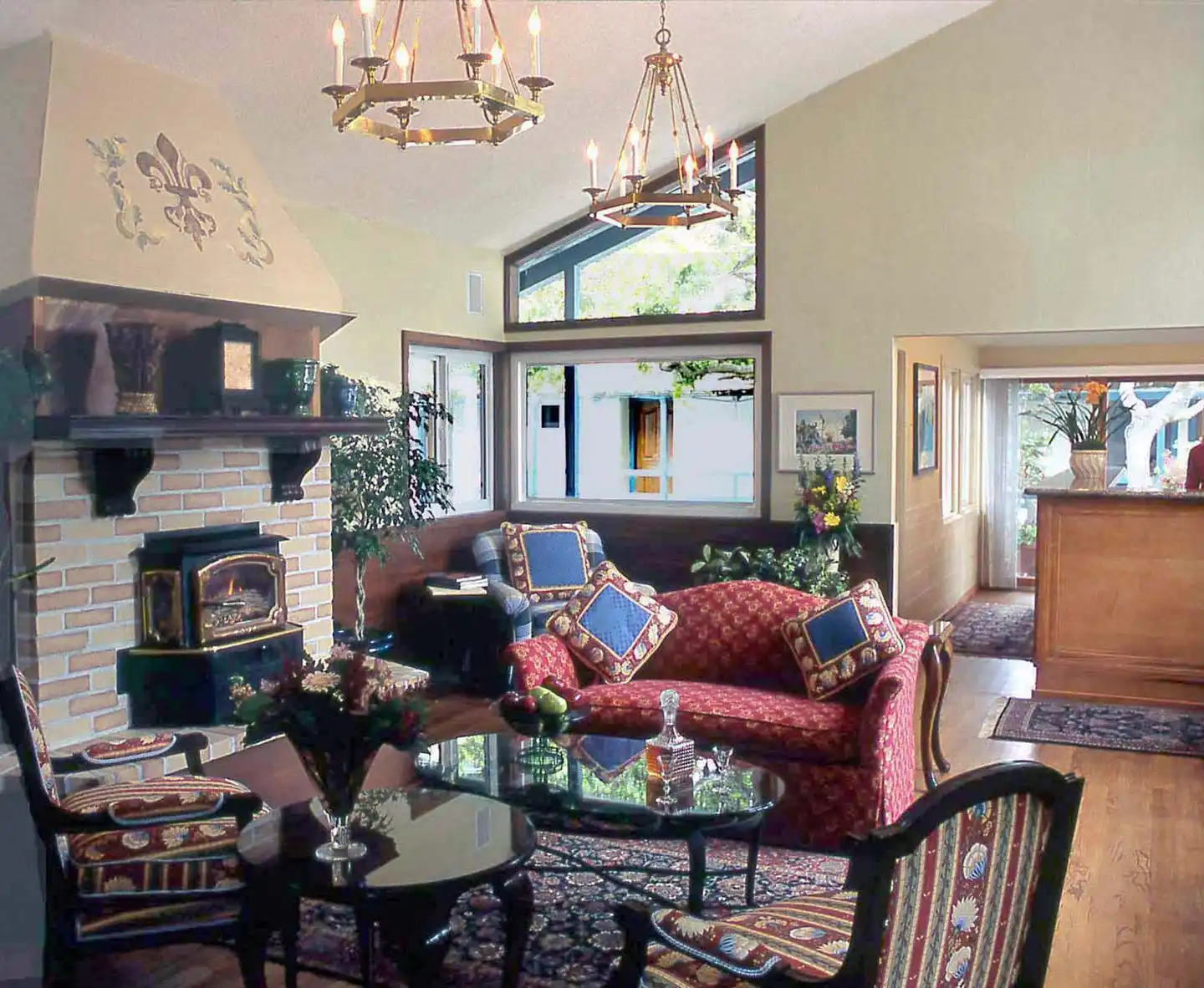 Normandy Inn Lobby