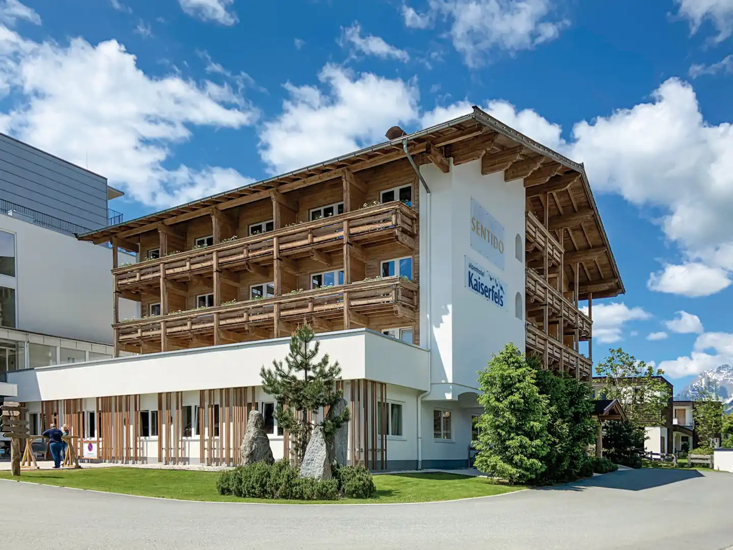 alpenhotel Kaiserfels Aussenansicht