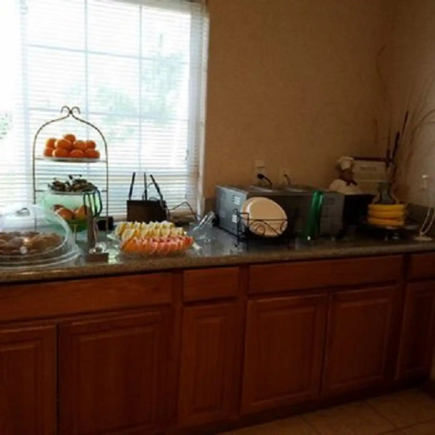 Garden Inn and Suites Fresno Restaurant