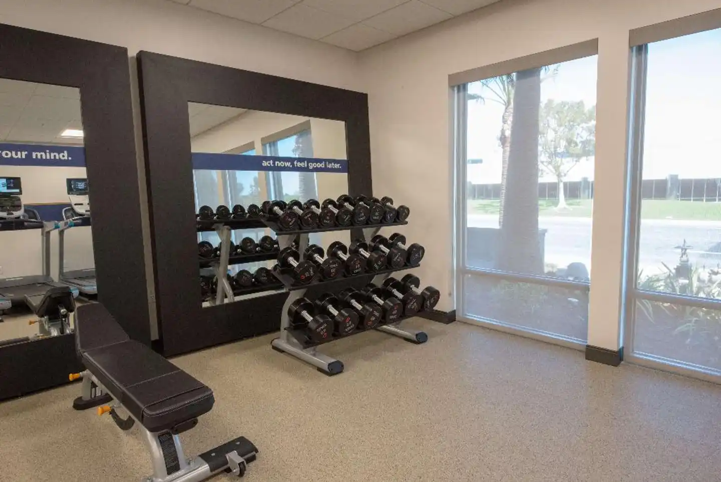 Hampton Inn & Suites Irvine-Orange County Airport Sport und Entertainment