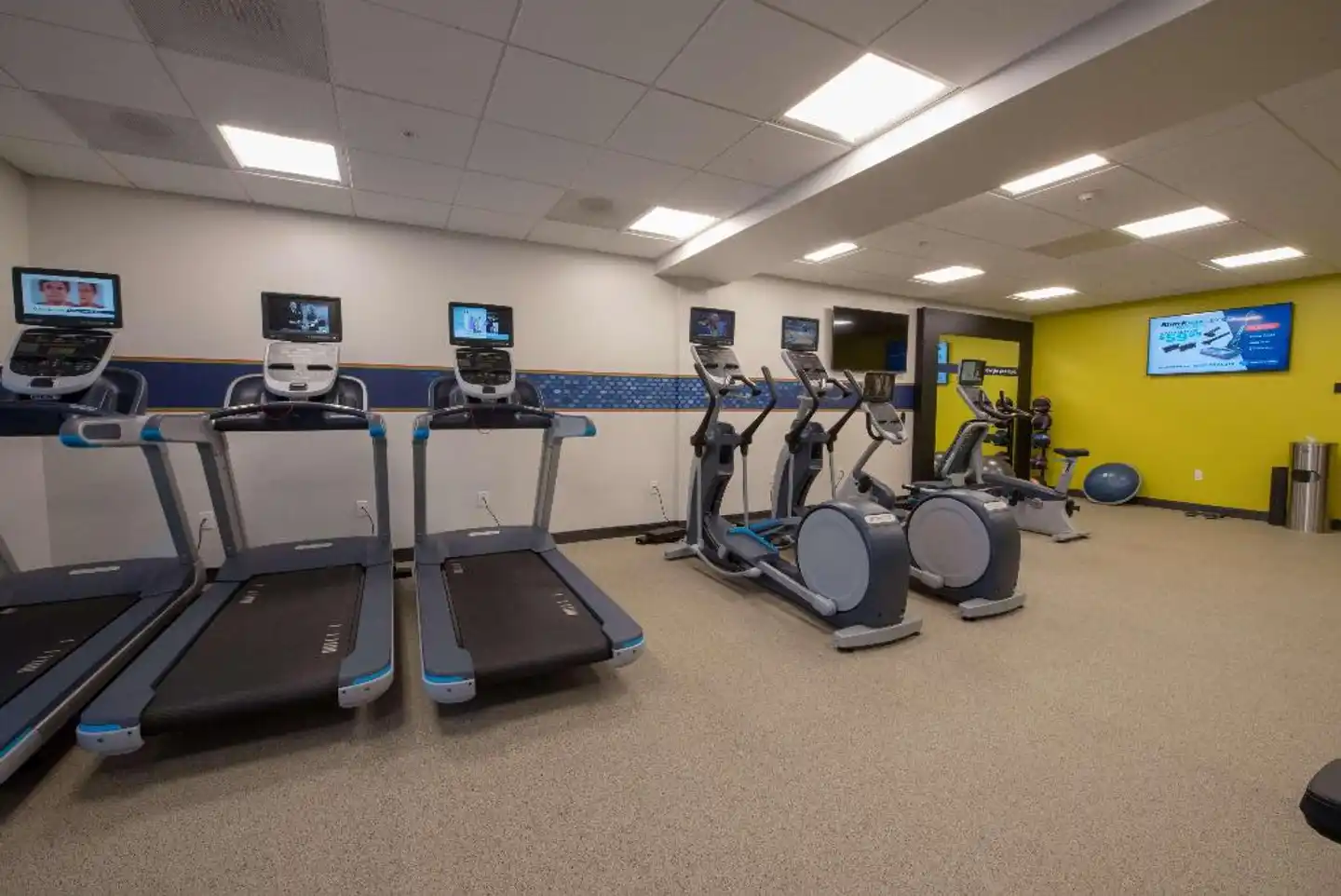 Hampton Inn & Suites Irvine-Orange County Airport Sport und Entertainment