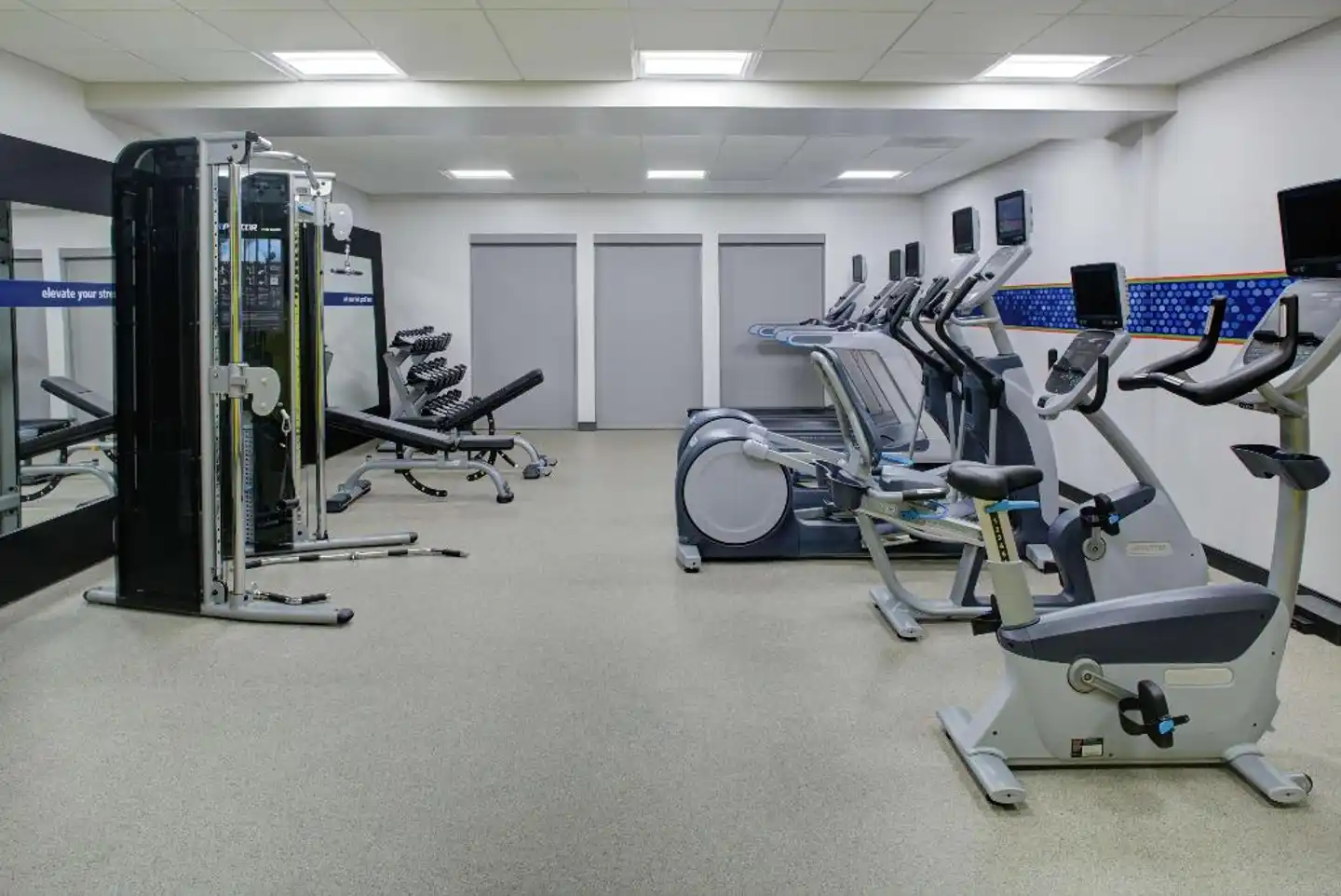 Hampton Inn & Suites Irvine-Orange County Airport Sport und Entertainment