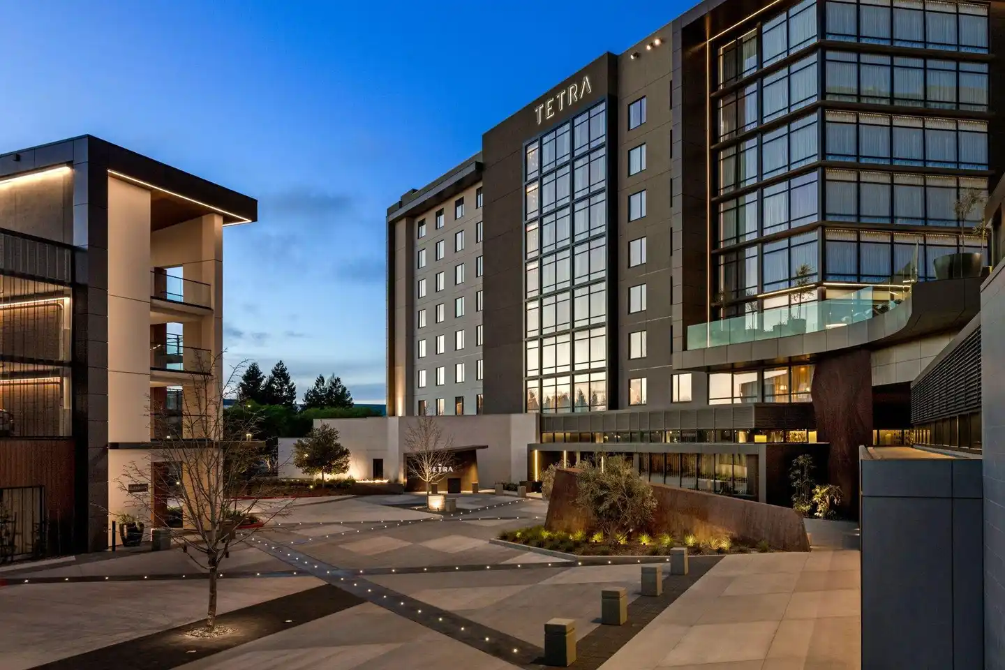 TETRA Hotel,  Autograph Collection Aussenansicht