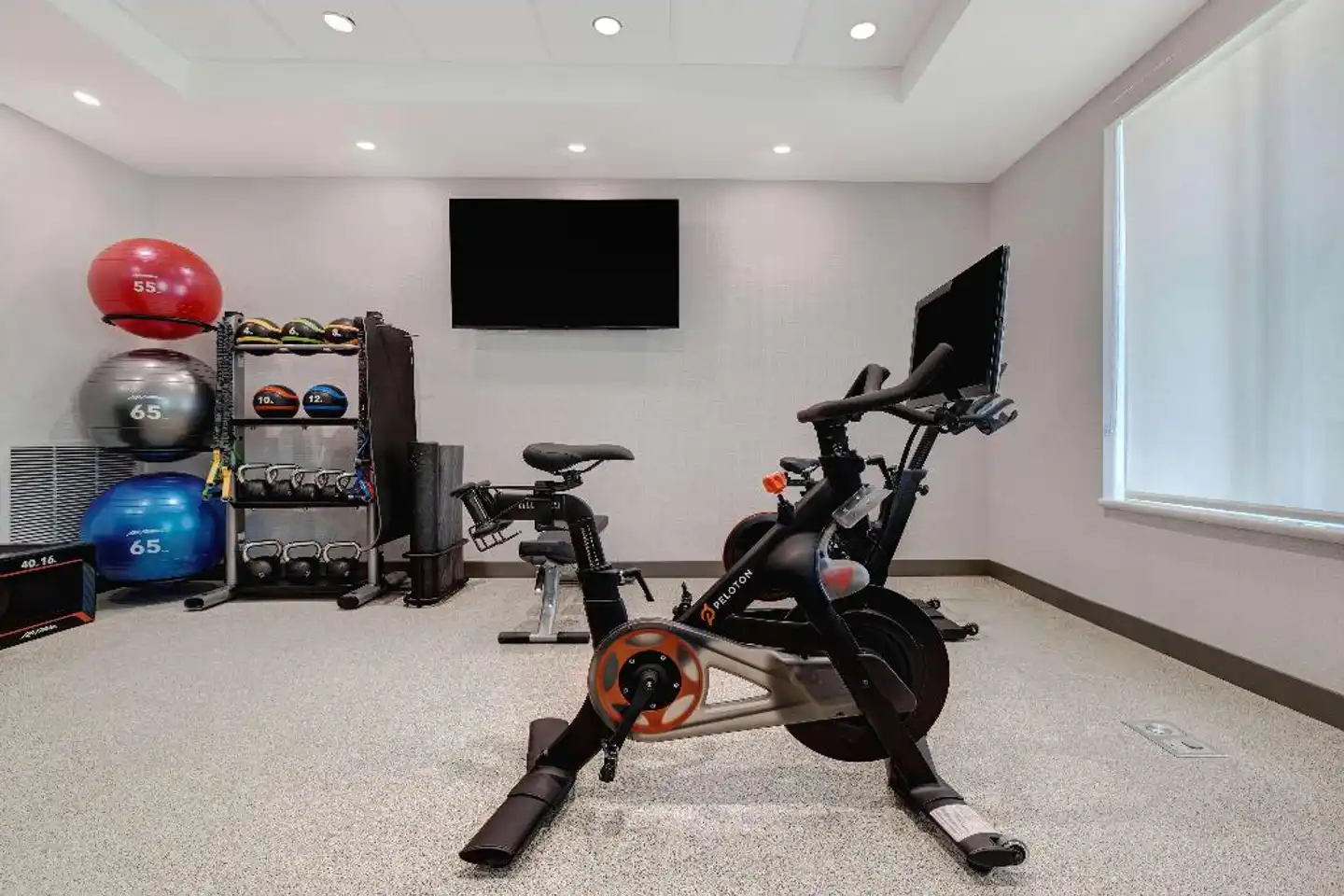 Home2 Suites by Hilton Petaluma Sport und Entertainment
