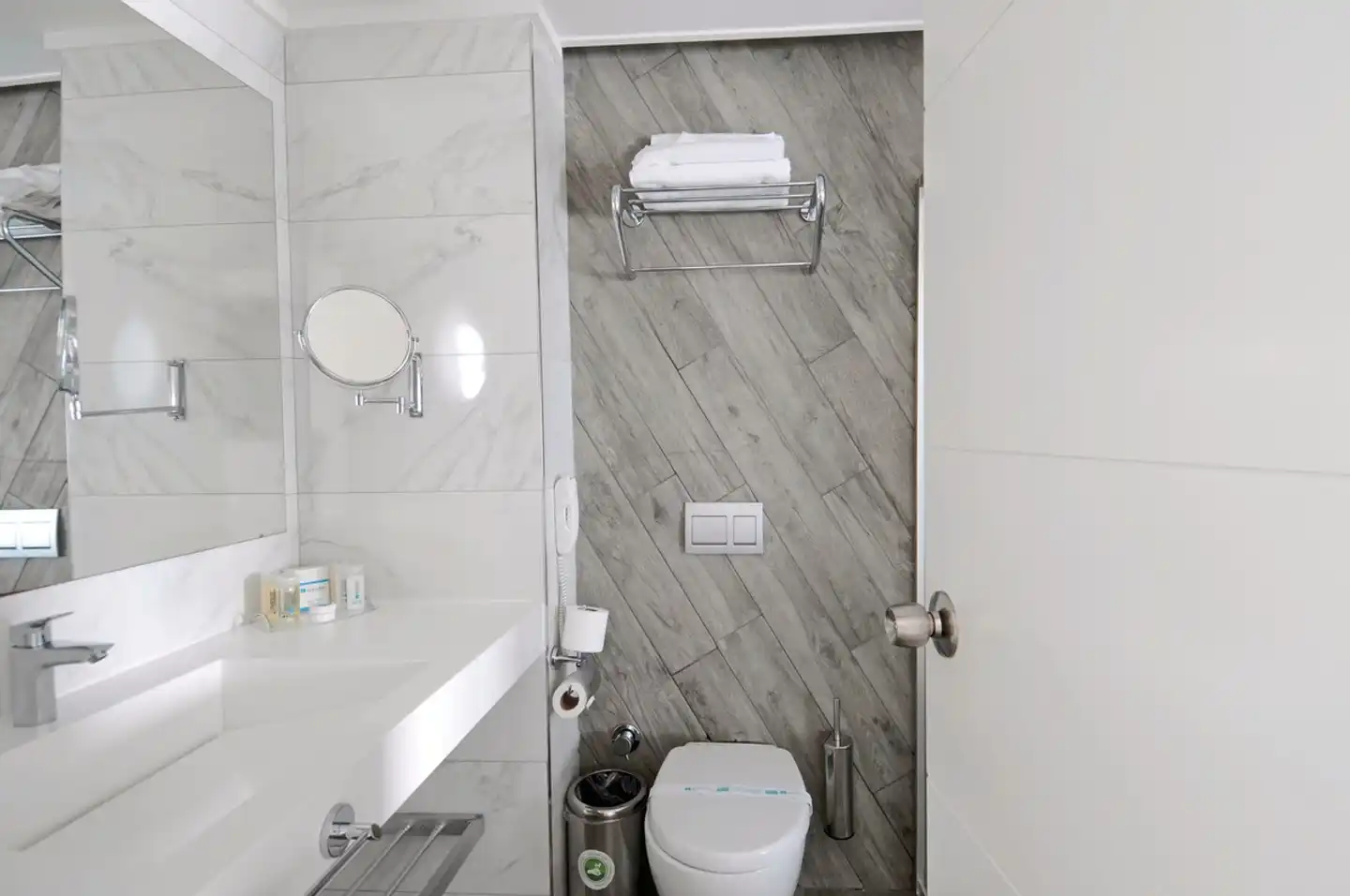 Gold Island Family Badezimmer
