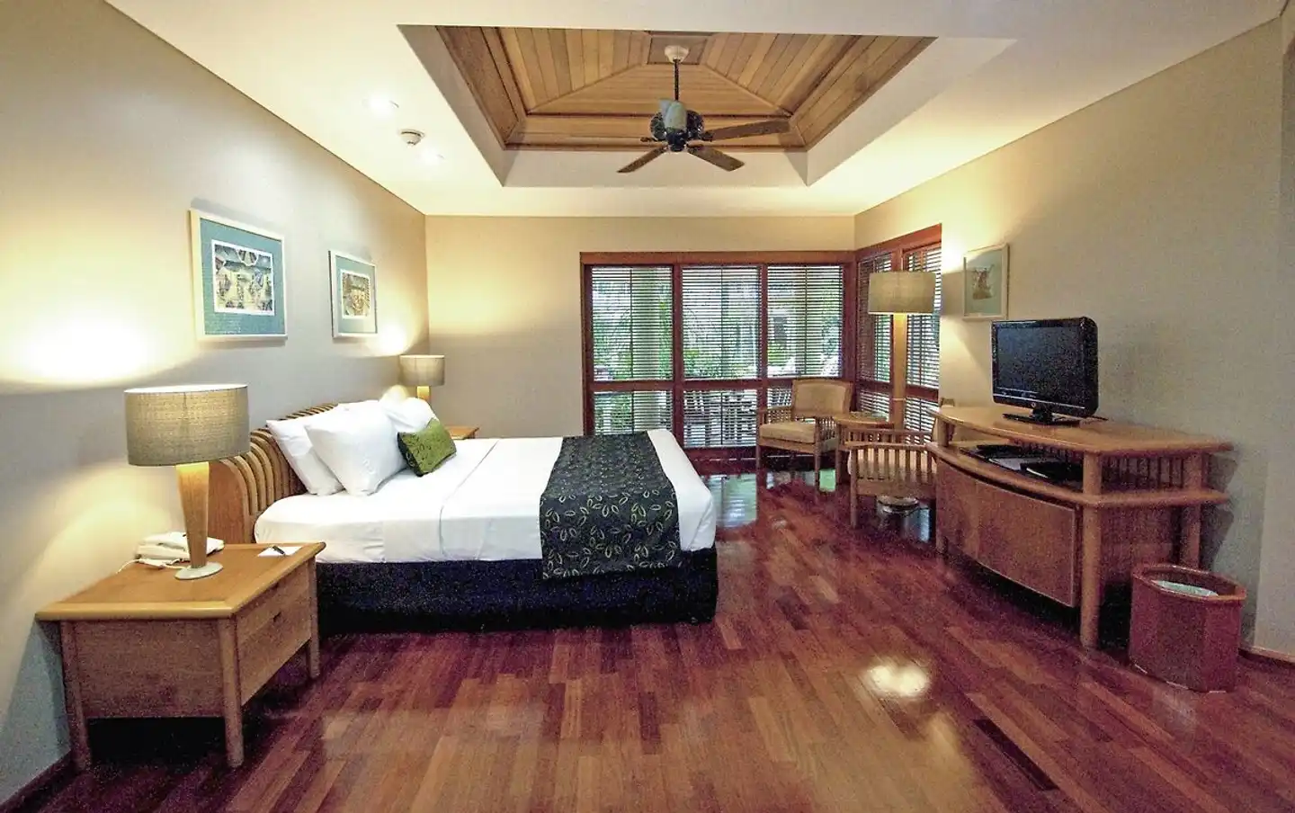 Green Island Resort Lobby